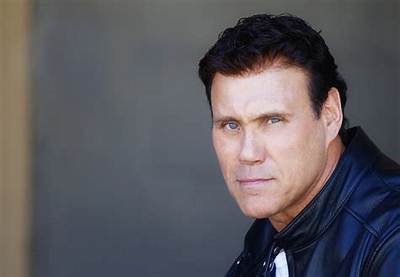 Peter Harris Kent Net Worth, Age, Height, Bio, Birthday, Wiki!