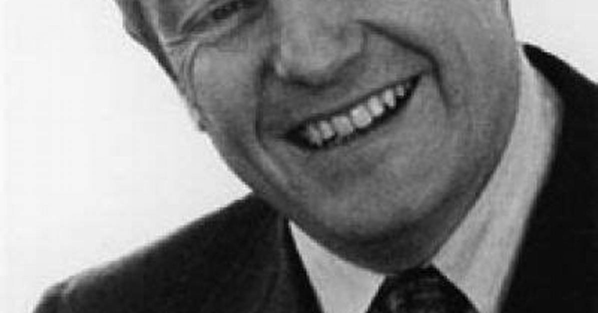 Peter Lougheed - Net Worth, Age, Height, Birthday, Bio, Wiki!