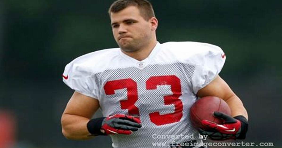 Peyton Hillis Net Worth, Age, Height, Bio, Birthday, Wiki!