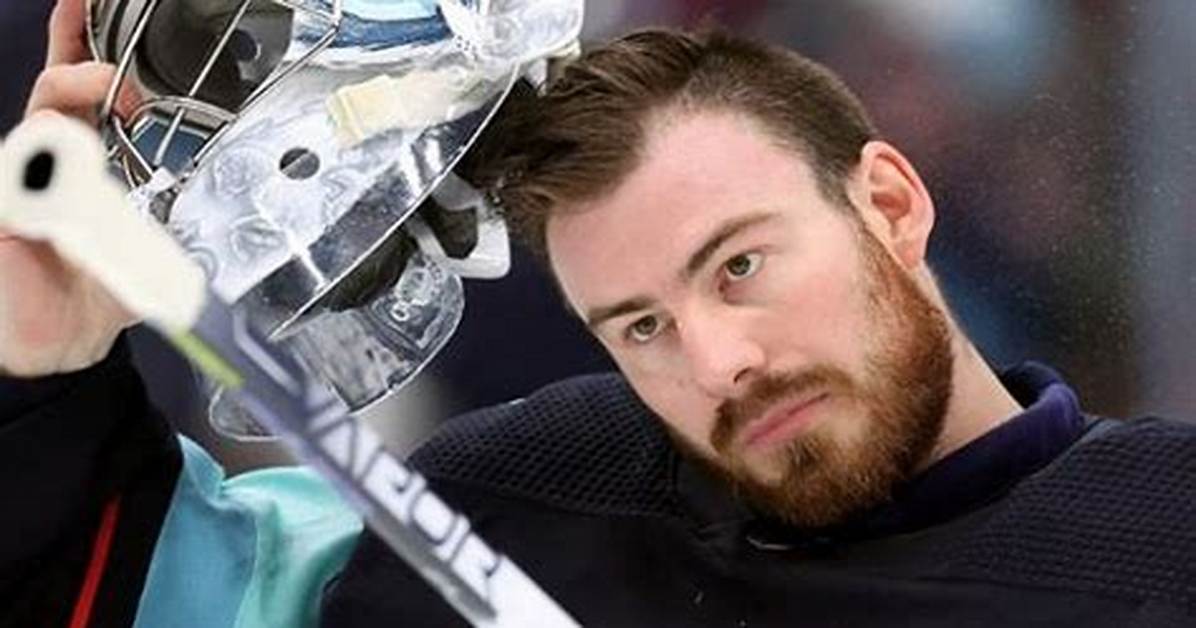 Philipp Grubauer - Net Worth, Age, Height, Birthday, Bio, Wiki!