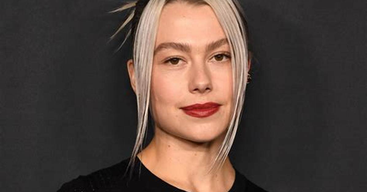 Phoebe Bridgers Net Worth, Age, Height, Bio, Birthday, Wiki!
