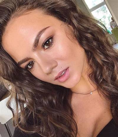 Polina Glen - Net Worth, Age, Height, Birthday, Bio, Wiki!