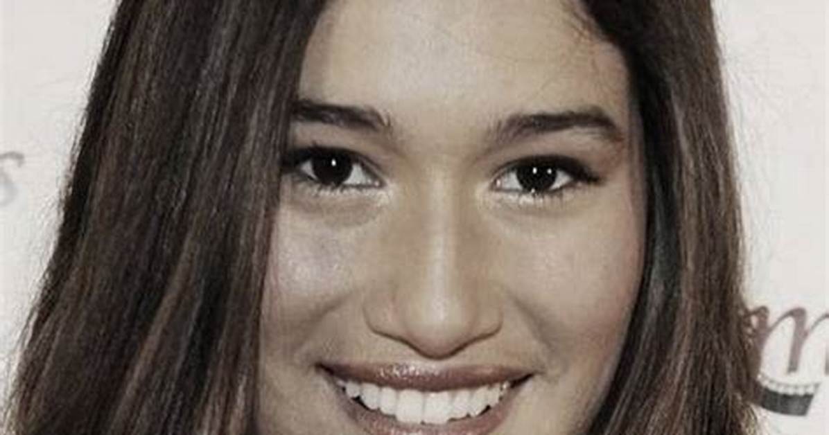 Q'orianka Kilcher Net Worth, Age, Height, Bio, Birthday, Wiki!