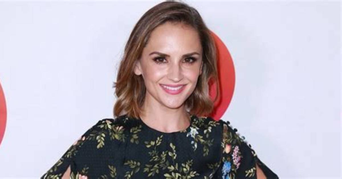 Rachael Leigh Cook Net Worth, Age, Height, Bio, Birthday, Wiki!