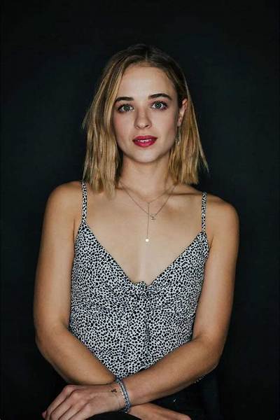 Raechelle Banno - Net Worth, Age, Height, Birthday, Bio, Wiki!