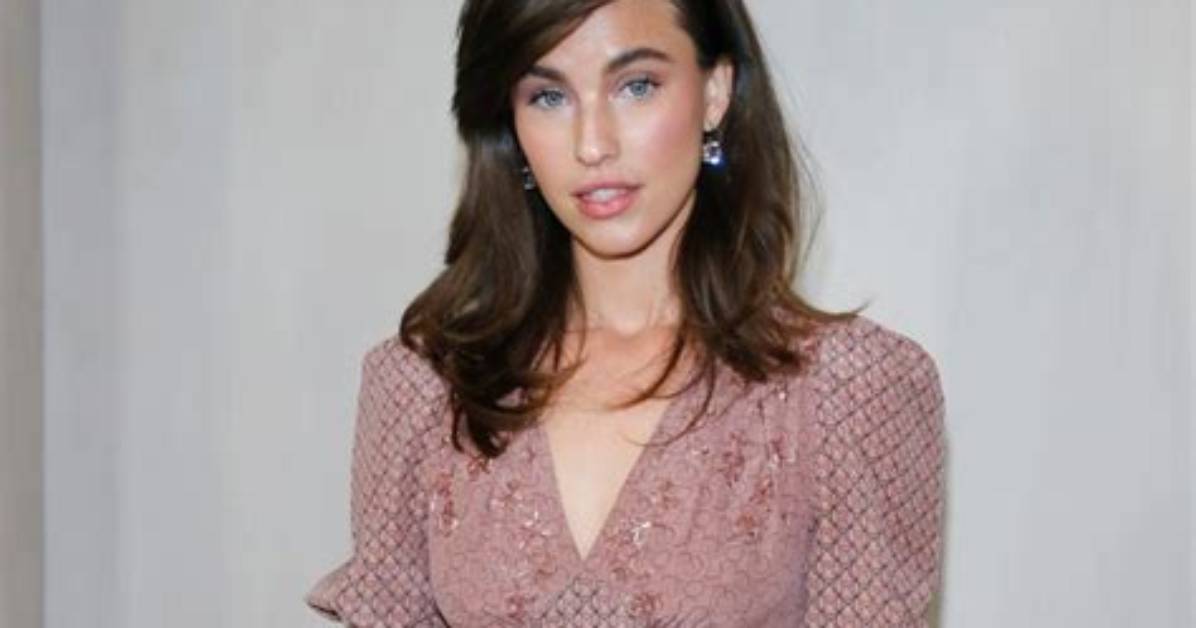 Rainey Qualley - Net Worth, Age, Height, Birthday, Bio, Wiki!