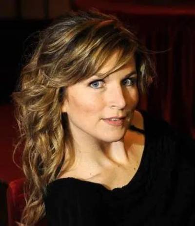 Rapunzel Asmr - Net Worth, Age, Height, Birthday, Bio, Wiki!