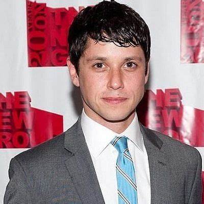 Raviv Ullman Net Worth, Age, Height, Bio, Birthday, Wiki!