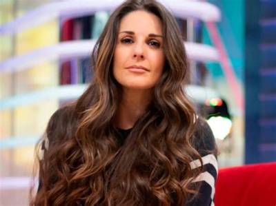Rebeca Escribens - Net Worth, Age, Height, Birthday, Bio, Wiki!