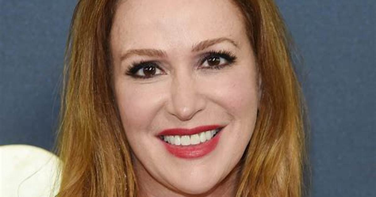 Rebecca Creskoff - Net Worth, Age, Height, Birthday, Bio, Wiki!