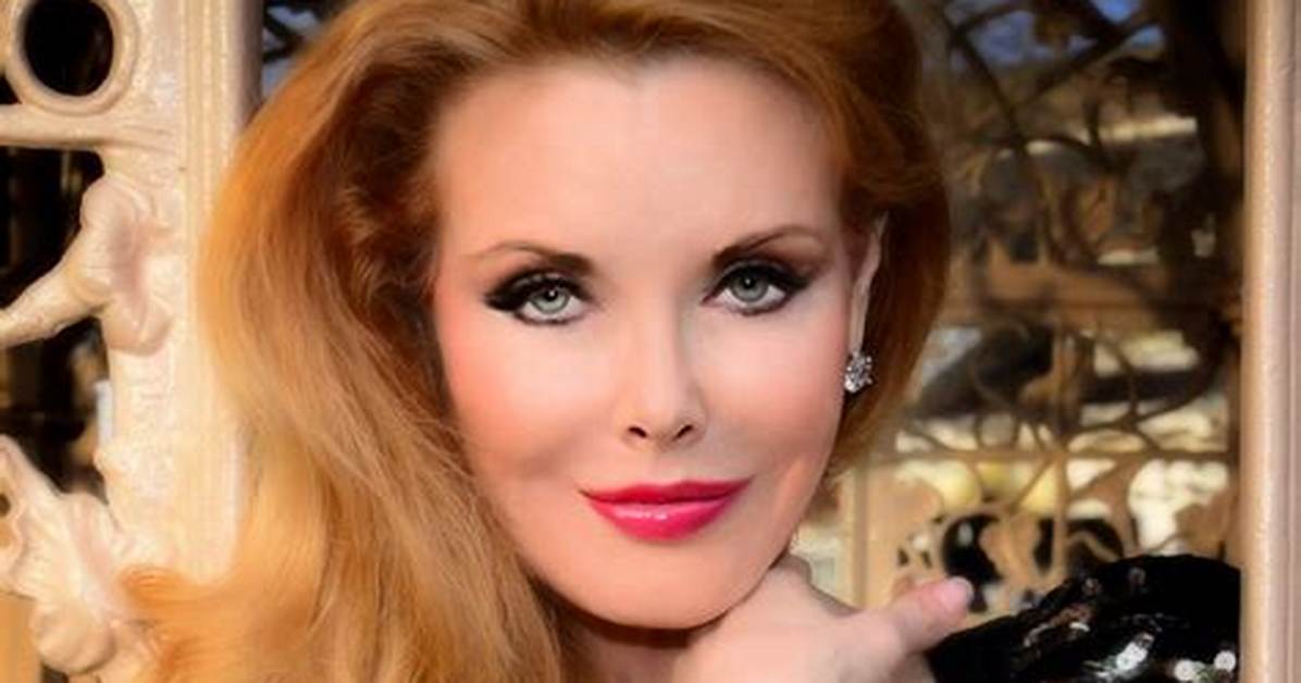 Rebecca Holden Net Worth, Age, Height, Bio, Birthday, Wiki!