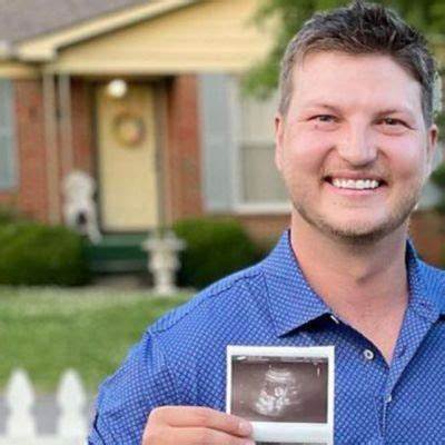Reed Robertson Net Worth, Age, Height, Bio, Birthday, Wiki!