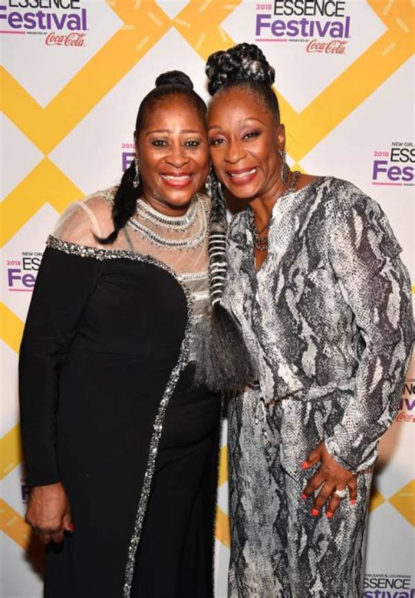 Regina Belle Net Worth, Age, Height, Bio, Birthday, Wiki!