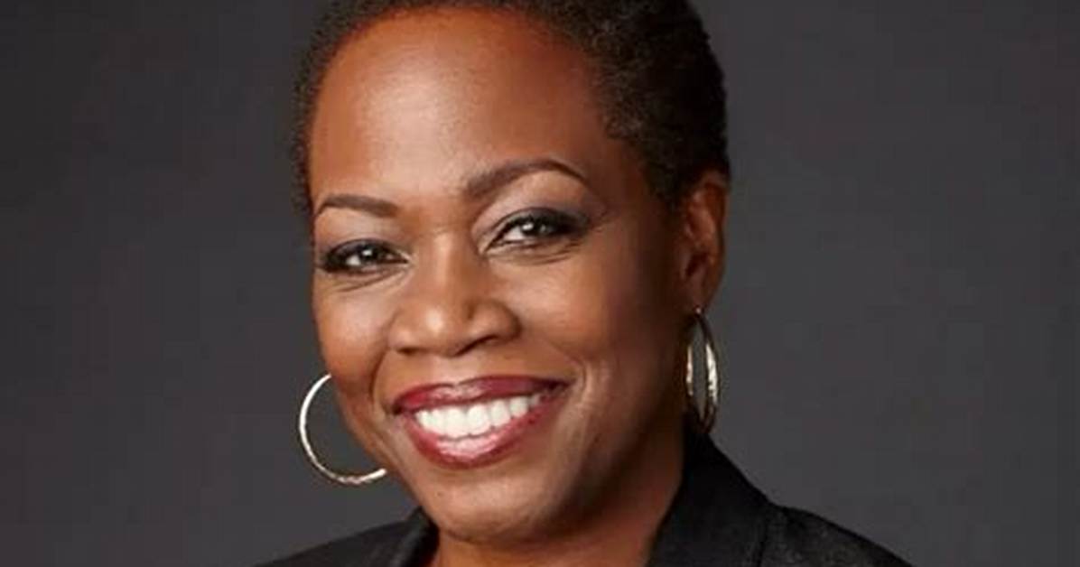 Regina Taylor Net Worth, Age, Height, Bio, Birthday, Wiki!