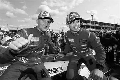 Renger Van Der Zande - Net Worth, Age, Height, Birthday, Bio, Wiki!