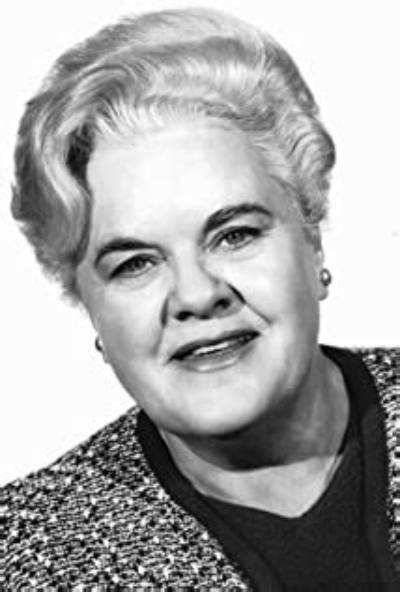 Reta Shaw - Net Worth, Age, Height, Birthday, Bio, Wiki!