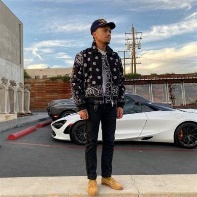 Rhuigi Villasenor - Net Worth, Age, Height, Birthday, Bio, Wiki!