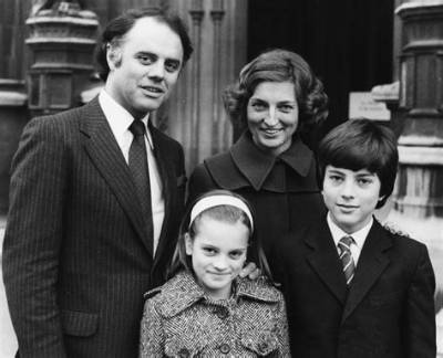 Richard Page Net Worth, Age, Height, Bio, Birthday, Wiki!