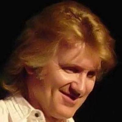 Rik Emmett Net Worth, Age, Height, Bio, Birthday, Wiki!