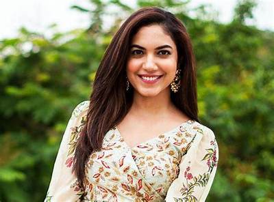 Ritu Varma - Net Worth, Age, Height, Birthday, Bio, Wiki!