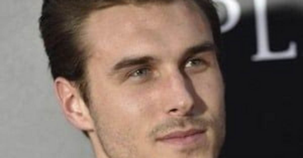 Rj King - Net Worth, Age, Height, Birthday, Bio, Wiki!