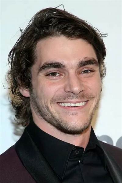 Rj Mitte Net Worth 2024, Age, Height, Bio, Birthday, Wiki!