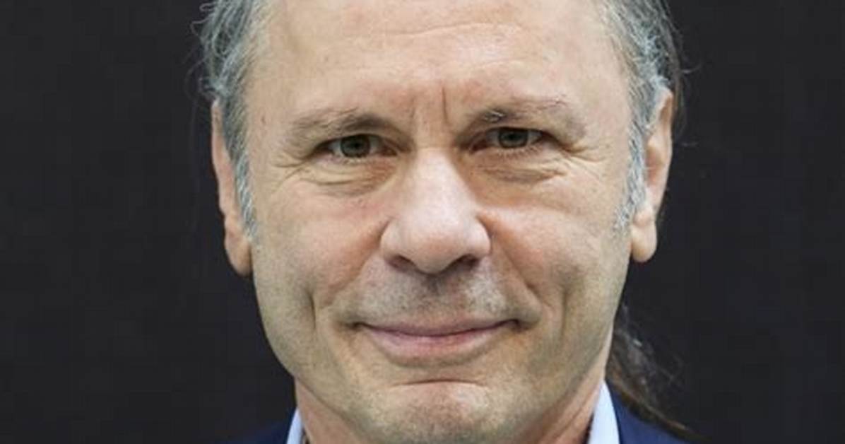 Rob Dickinson - Net Worth, Age, Height, Birthday, Bio, Wiki!