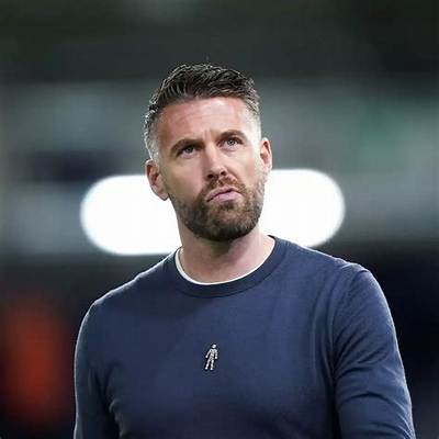 Rob Edwards - Net Worth, Age, Height, Birthday, Bio, Wiki!
