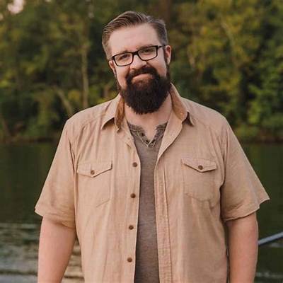Rob Lundquist Net Worth, Age, Height, Bio, Birthday, Wiki!