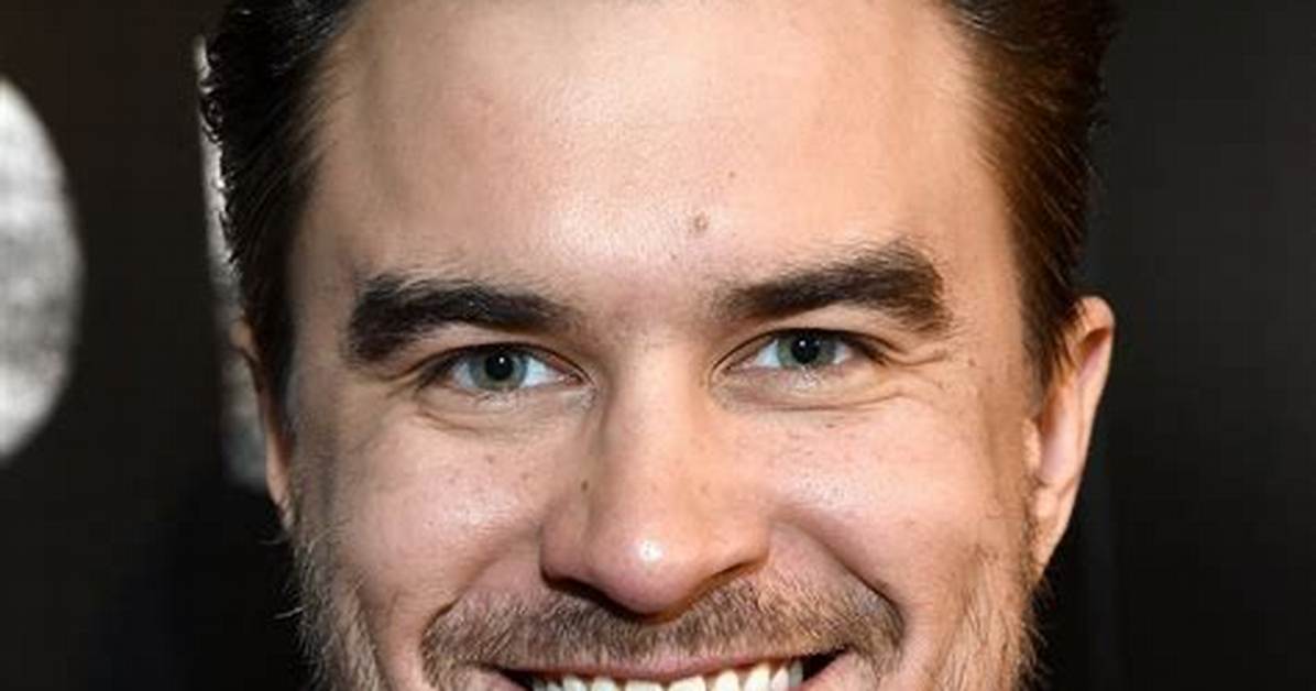 Rob Mayes Net Worth, Age, Height, Bio, Birthday, Wiki!