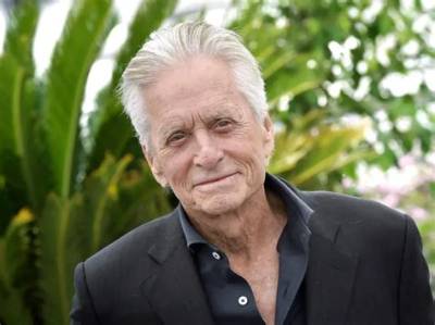 Robert Douglas Net Worth, Age, Height, Bio, Birthday, Wiki!