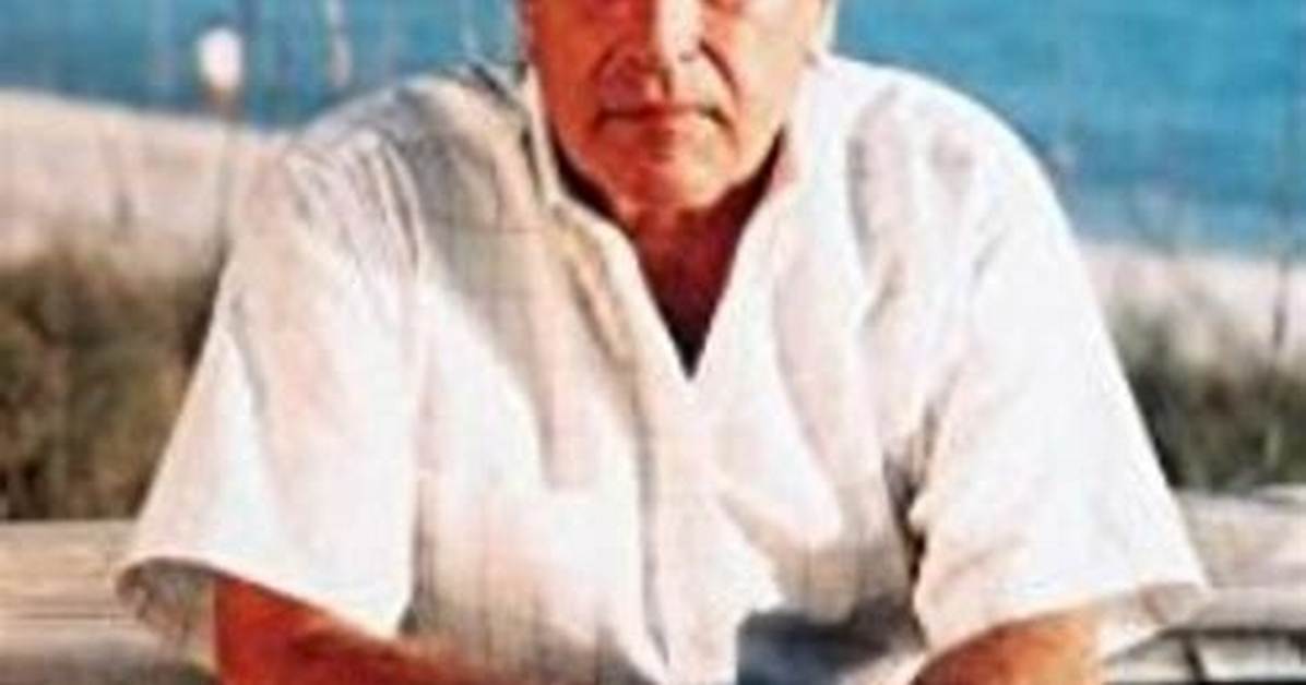 Robert Ludlum Net Worth, Age, Height, Bio, Birthday, Wiki!