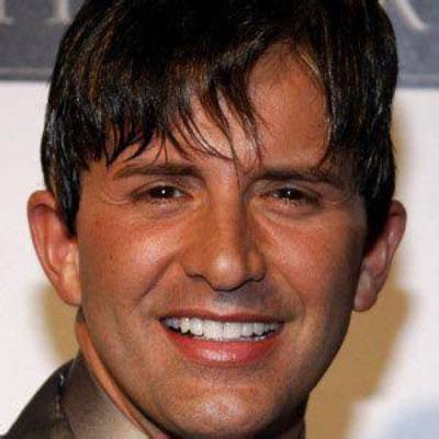 Robert Rey Net Worth, Age, Height, Bio, Birthday, Wiki!