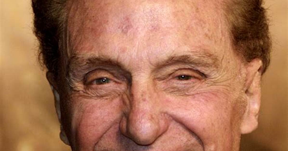 Robert Stack Net Worth 2024, Age, Height, Bio, Birthday, Wiki!