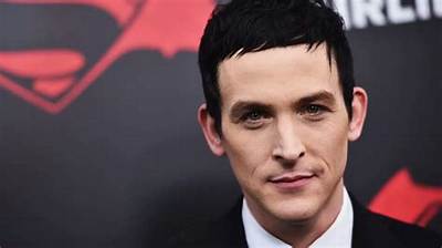 Robin Lord Taylor Net Worth, Age, Height, Bio, Birthday, Wiki!