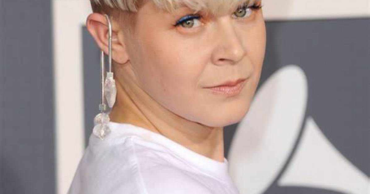Robyn Schiff - Net Worth, Age, Height, Birthday, Bio, Wiki!