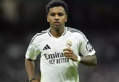 Rodrygo Goes Net Worth, Age, Height, Bio, Birthday, Wiki!