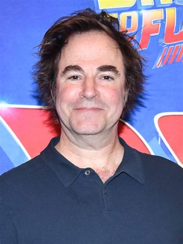 Roger Bart Net Worth, Age, Height, Bio, Birthday, Wiki!