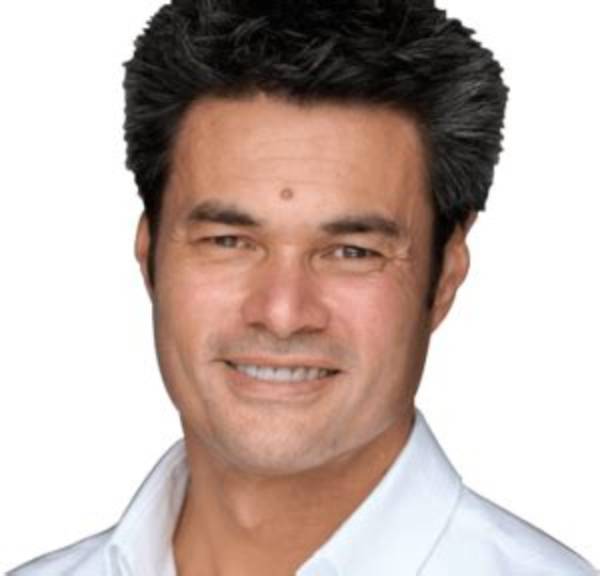 Roger J. Hamilton Net Worth, Age, Height, Bio, Birthday, Wiki!