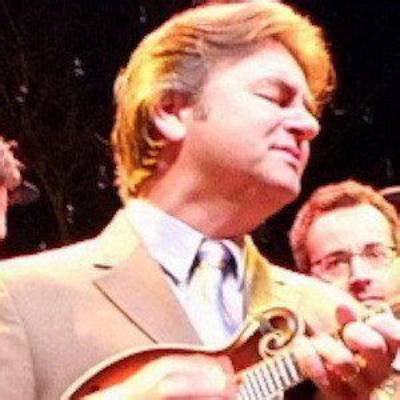 Ronnie Mccoury Net Worth, Age, Height, Bio, Birthday, Wiki!