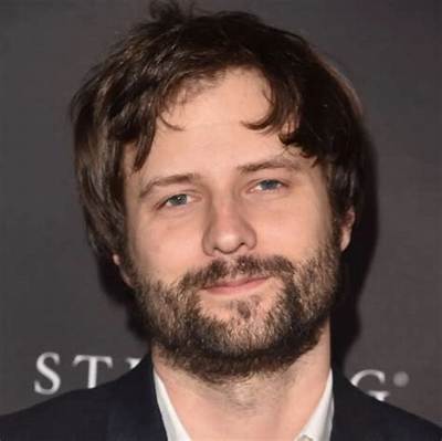Ross Duffer - Net Worth, Age, Height, Birthday, Bio, Wiki!
