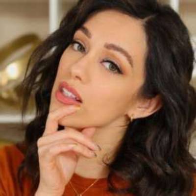 Rosy Mcmichael - Net Worth, Age, Height, Birthday, Bio, Wiki!