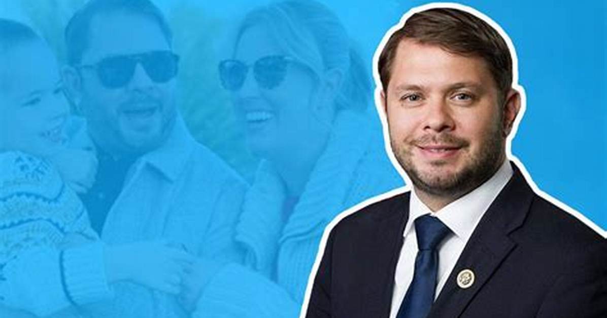 Ruben Gallego Net Worth, Age, Height, Bio, Birthday, Wiki!