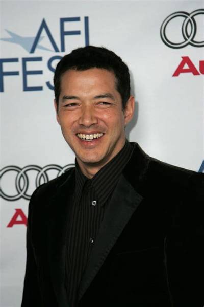 Russel Wong - Net Worth, Age, Height, Birthday, Bio, Wiki!