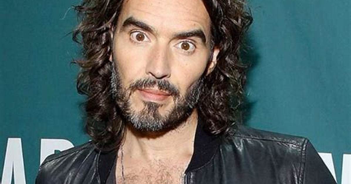 Russell Brand Net Worth, Age, Height, Bio, Birthday, Wiki!