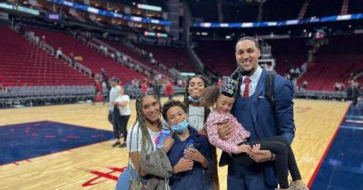 Ryan Hollins Net Worth, Age, Height, Bio, Birthday, Wiki!
