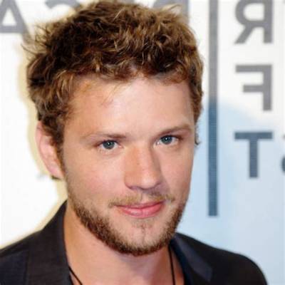 Ryan Phillippe Net Worth, Age, Height, Bio, Birthday, Wiki!