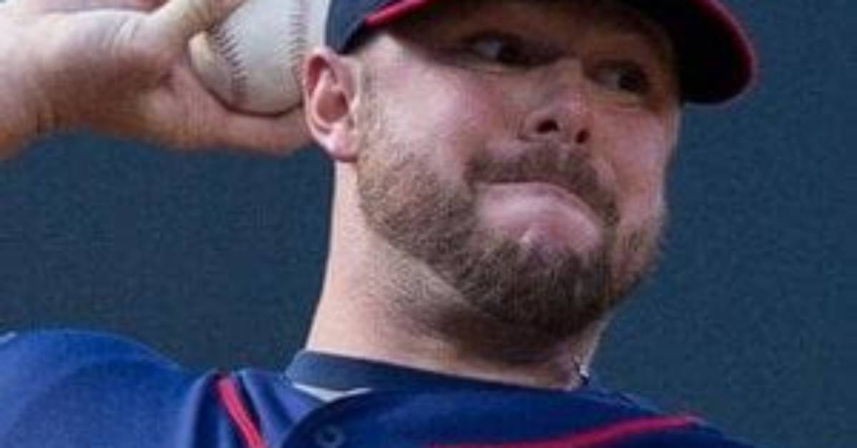 Ryan Pressly - Net Worth, Age, Height, Birthday, Bio, Wiki!