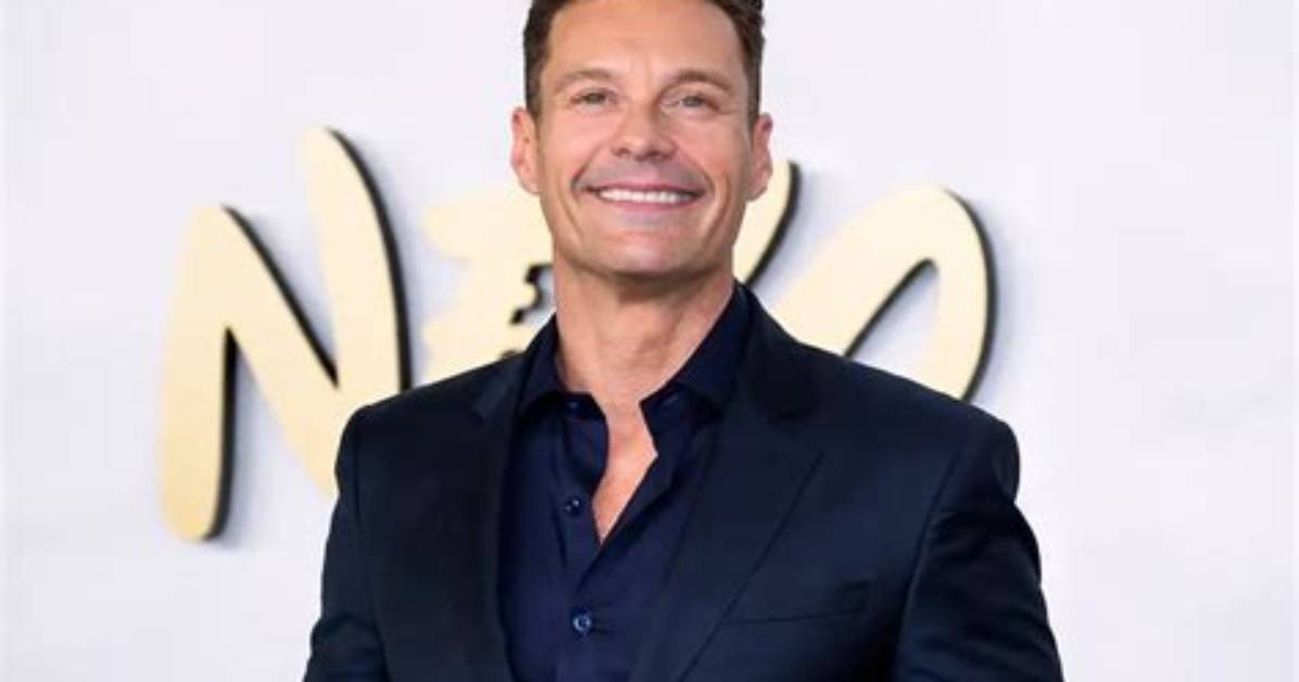 Ryan Seacrest Net Worth, Age, Height, Bio, Birthday, Wiki!