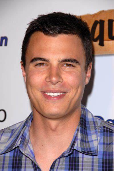 Ryan Sypek - Net Worth, Age, Height, Birthday, Bio, Wiki!